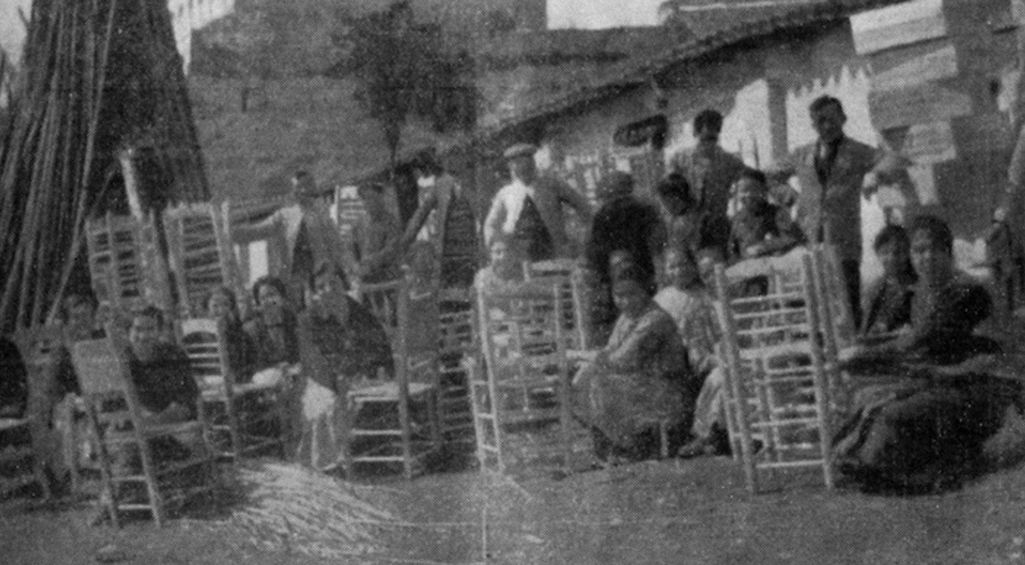 Trabajadoras del sindicato de la fábrica de sillas